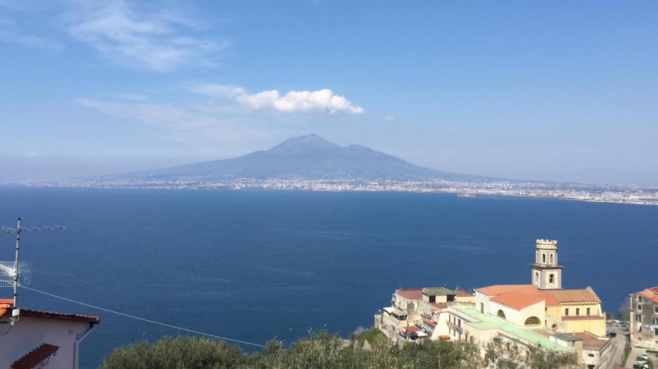 Willa A Plane In The Sky Castellammare di Stabia Zewnętrze zdjęcie